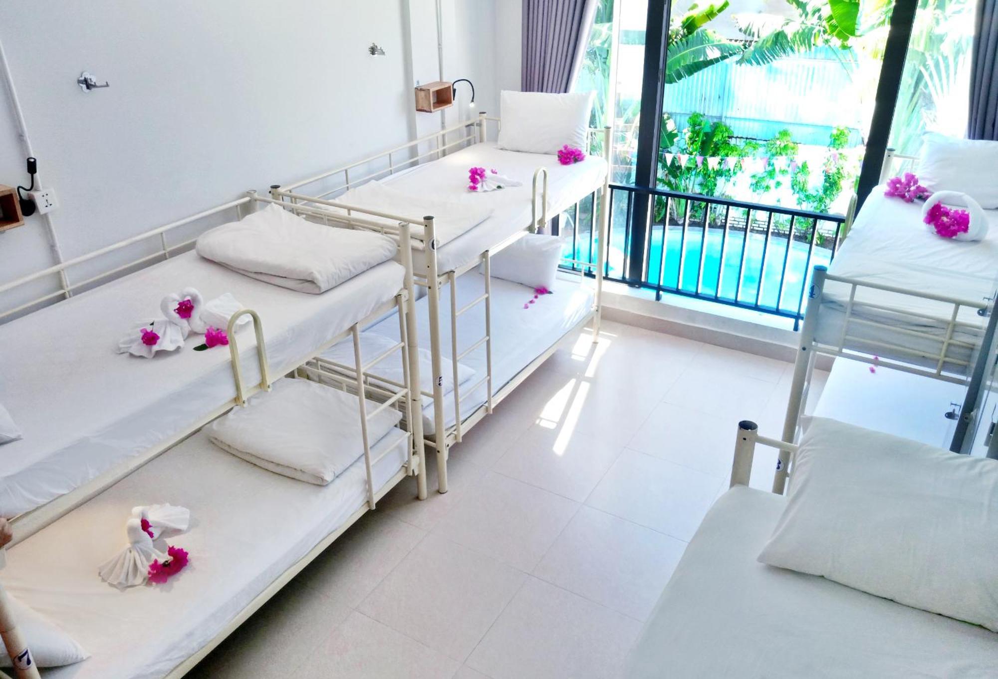 Bed Station Hostel & Pool Bar Hoi An " Former Sunflower" Екстер'єр фото