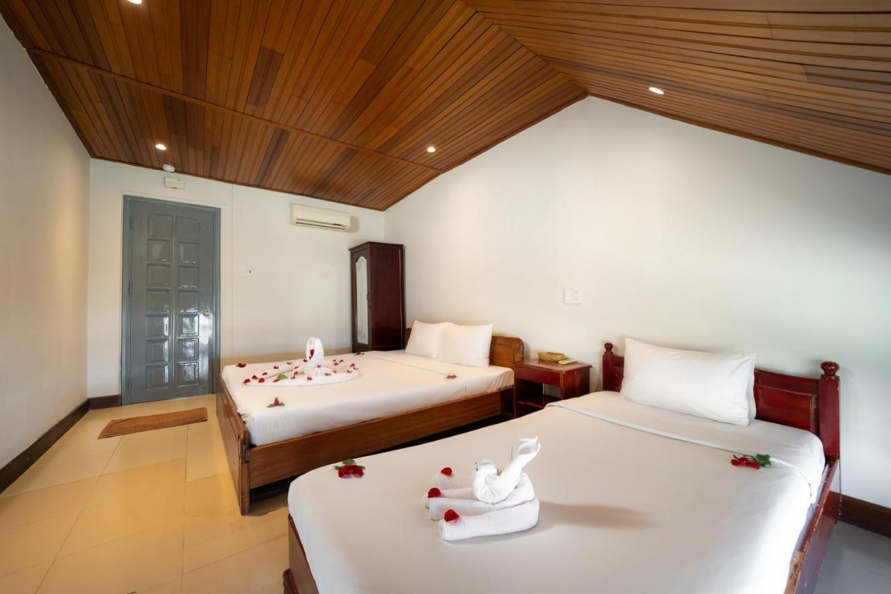 Bed Station Hostel & Pool Bar Hoi An " Former Sunflower" Екстер'єр фото